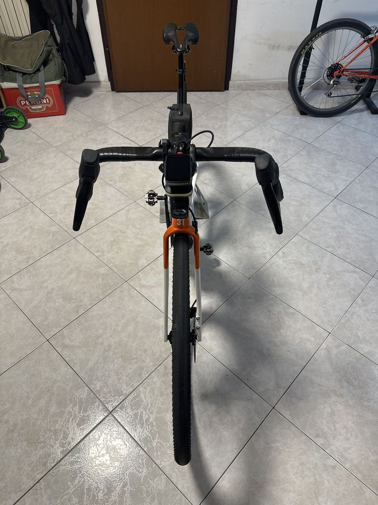 Brugt 3T Exploro Racemax 2024 2024 Road & Gravel — billede 8 af 10
