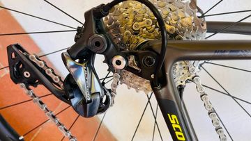 Gebrauchtes Scott Addict 10 disc 2019 2019 Road & Gravel, Schwarz — Bild 6 von 12