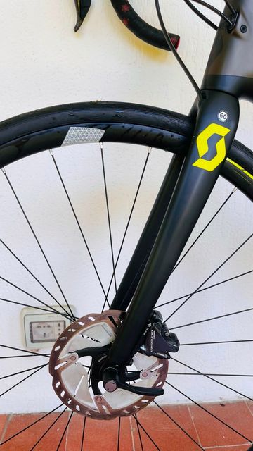 Gebrauchtes Scott Addict 10 disc 2019 2019 Road & Gravel, Schwarz — Bild 2 von 12