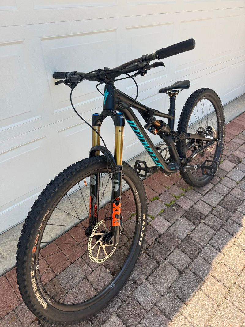 Used Specialized Stumpjumper Alloy 2022 2022 MTB
