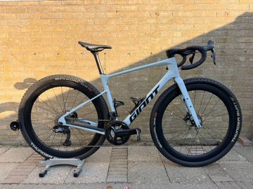 Tweedehands Giant Revolt Shimano Ultegra Di2 2026 Road & Gravel — afbeelding 1 van 5