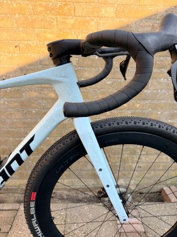 Tweedehands Giant Revolt Shimano Ultegra Di2 2026 Road & Gravel — afbeelding 4 van 5