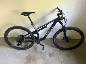 Used Canyon Neuron Shimano Deore XT Di2 2020 Mountainbike, Black — image 3 of 5