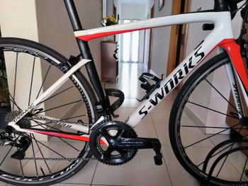 Käytetty Specialized Tarmac Shimano Dura Ace Di2 2021 Road & Gravel