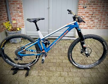 Używany Mondraker Foxy R 2020 2020 Mountainbike — zdjęcie 1 z 5