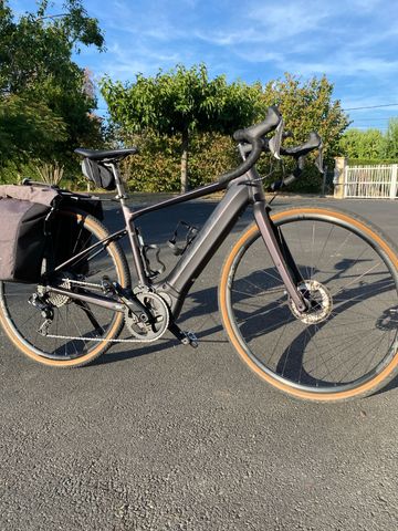 Used Giant Revolt E+, Pro 2021 2021 Road & Gravel