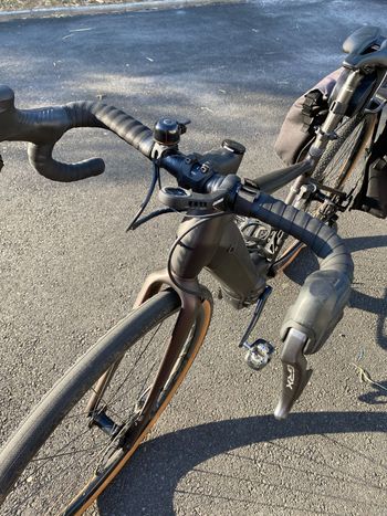 Giant Revolt E+, Pro 2021 2021 Road & Gravel d'occasion — image 4 sur 4