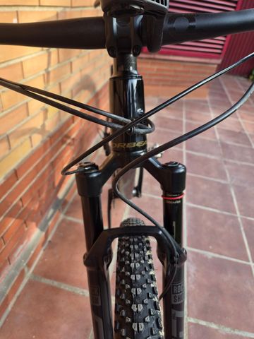Gebrauchtes Orbea Alma Shimano Deore XT 2022 Mountainbike, Hellgrau — Bild 2 von 13