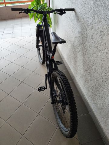 Used Canyon Torque Mullet CF 8 2024 2024 Mountainbike, Black, 29, 27.5 — image 11 of 14