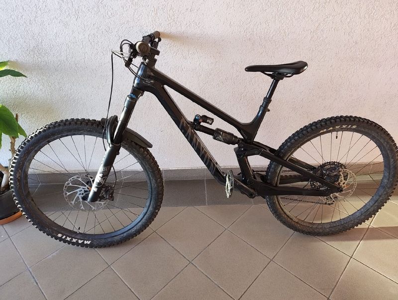 Used Canyon Torque Mullet CF 8 2024 2024 Mountainbike, Black, 29, 27.5 — image 12 of 14