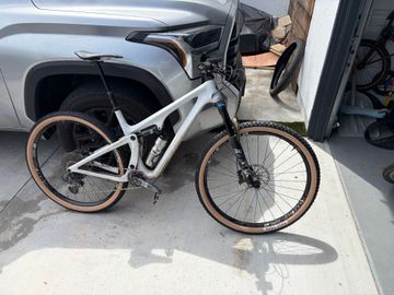 Used Yeti Sb115 SRAM XX1 Eagle AXS 2021 Mountainbike, White — image 1 of 6