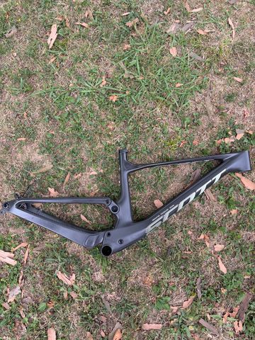 Used Scott Spark RC Team 2024 Frameset 2024 Mountainbike, Black, 29 — image 1 of 13