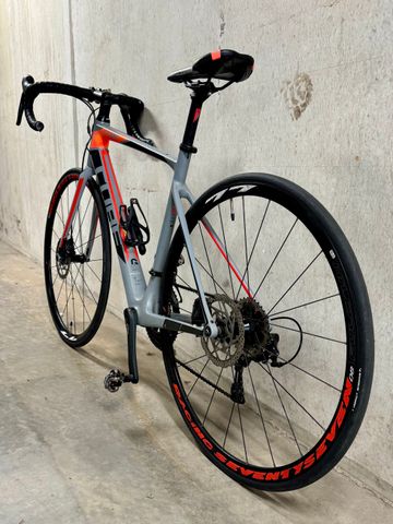 Tweedehands CUBE attain gtc Pro Disc 2016 2016 Road & Gravel — afbeelding 15 van 24