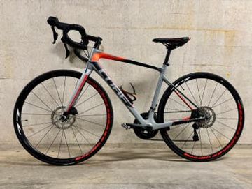 Tweedehands CUBE attain gtc Pro Disc 2016 2016 Road & Gravel — afbeelding 1 van 24