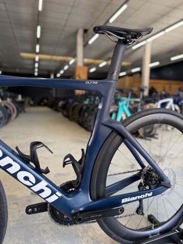 Gebrauchtes Bianchi Oltre Comp Di2 Carbon 2024 Road & Gravel, Blau — Bild 18 von 21