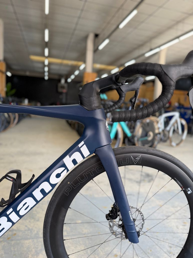 Brugt Bianchi Oltre Comp Di2 Carbon 2024 Road & Gravel — billede 5 af 21