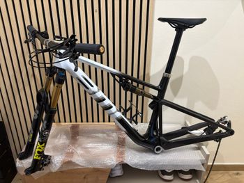 Gebrauchtes BMC Fourstroke 01 LTD 2024 Frameset 2024 Mountainbike, Schwarz — Bild 2 von 8