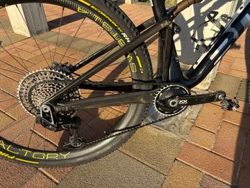 Used BMC Fourstroke 01 LTD 2023 2023 Mountainbike, White — image 3 of 17