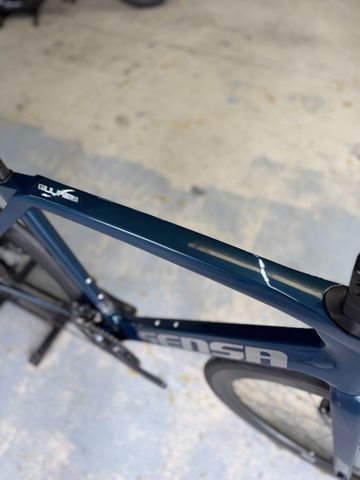 Brugt Sensa Giulia Evo Di2 Carbon 2024 Road & Gravel — billede 12 af 24