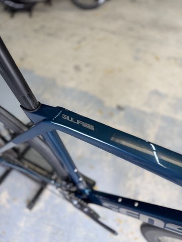 Brugt Sensa Giulia Evo Di2 Carbon 2024 Road & Gravel — billede 13 af 24