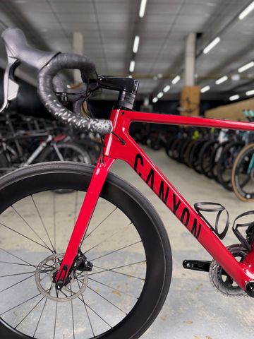 Brugt Canyon Ultimate CF SL 7 Disc eTap 2022 2022 Road & Gravel — billede 15 af 20