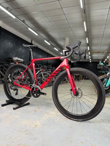 Brugt Canyon Ultimate CF SL 7 Disc eTap 2022 2022 Road & Gravel — billede 2 af 20