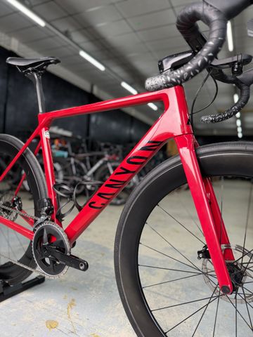 Brugt Canyon Ultimate CF SL 7 Disc eTap 2022 2022 Road & Gravel — billede 4 af 20