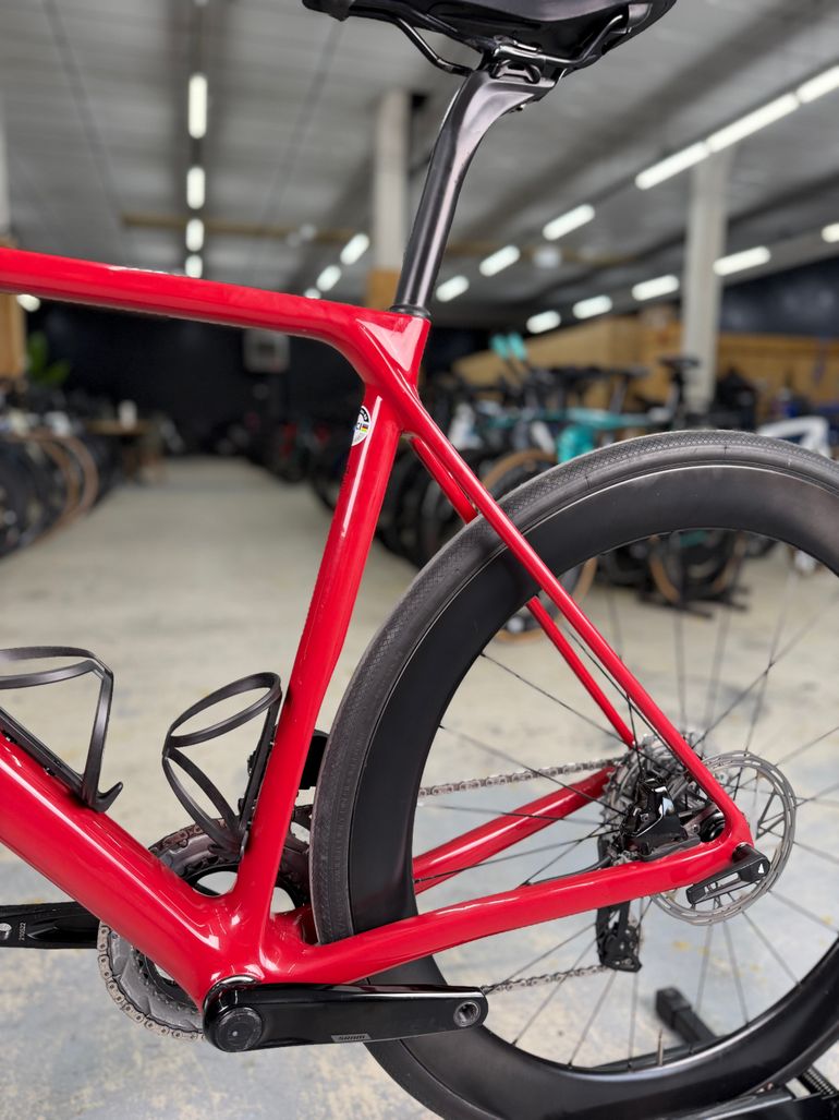 Brugt Canyon Ultimate CF SL 7 Disc eTap 2022 2022 Road & Gravel — billede 17 af 20