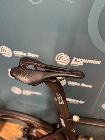 Used Pinarello Dogma SRAM Red eTap AXS 2022 Road & Gravel, Red — image 7 of 16