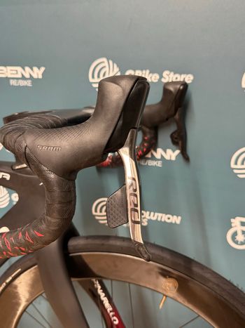 Used Pinarello Dogma SRAM Red eTap AXS 2022 Road & Gravel, Red — image 15 of 16