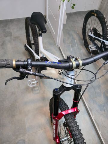 Gebrauchtes YT Industries Decoy SRAM GX Eagle AXS 2024 Mountainbike, Weiß — Bild 2 von 9