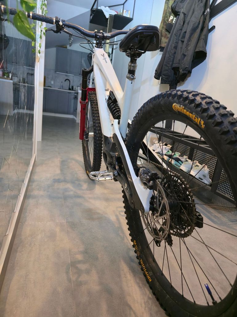 Brugt YT Industries Decoy SRAM GX Eagle AXS 2024 Mountainbike — billede 8 af 9