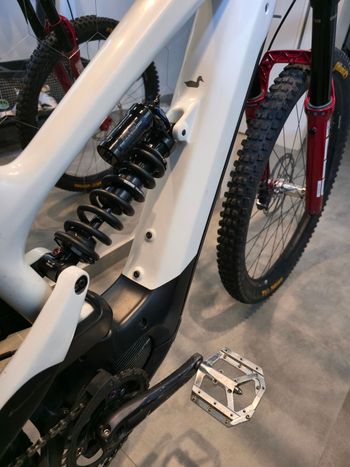 Brugt YT Industries Decoy SRAM GX Eagle AXS 2024 Mountainbike — billede 9 af 9