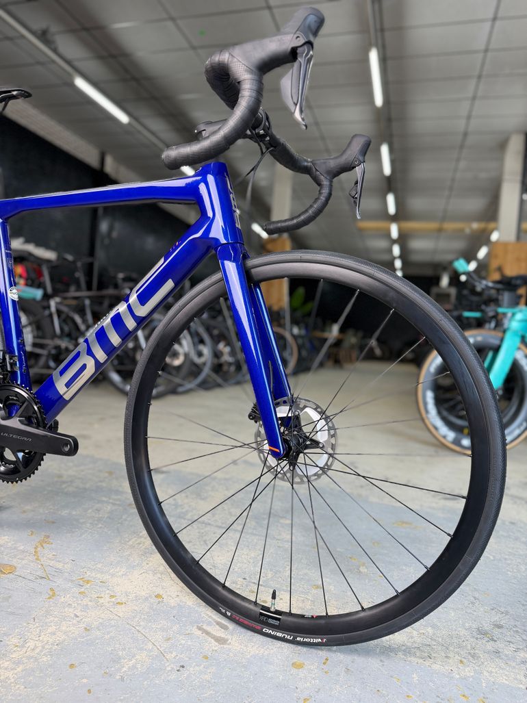 Brugt BMC Teammachine SLR THREE 2023 2023 Road & Gravel — billede 3 af 16