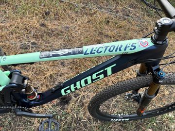 Ghost Lector FS SF Pro 2023 2023 Mountainbike de segunda mano, Azul — imagen 2 de 20