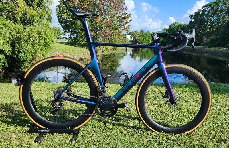 Used De Rosa **Built By De Rosa Family In Milan** 2021 De Rosa SK Disc 56cm Camaleonte - Super Record EPS, Roval 64, Metron 5D, Stages Power Meter 2021 Road & Gravel