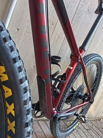 Used Trek Procaliber 9.7 2020 2020 Mountainbike, Red, 27.5, 29 — image 13 of 15