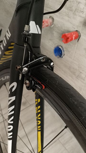 Käytetty Canyon Ultimate Campagnolo Chorus 2017 Road & Gravel — kuva 5 / 7