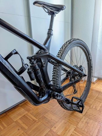Tweedehands Canyon Strive Shimano SLX 2022 Mountainbike — afbeelding 2 van 10