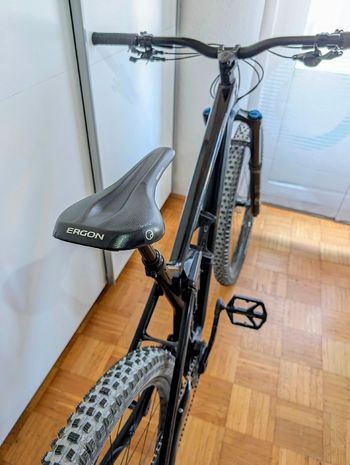 Tweedehands Canyon Strive Shimano SLX 2022 Mountainbike — afbeelding 8 van 10