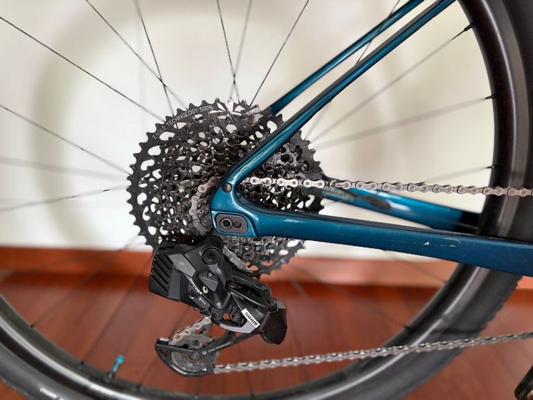 Brugt Giant Revolt X Advanced Pro 2 2024 2024 Road & Gravel — billede 3 af 5