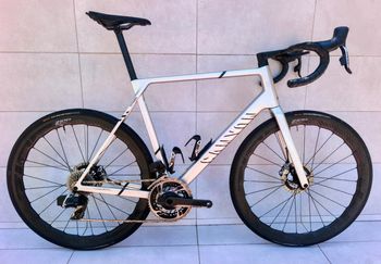Used Canyon Ultimate CFR eTap 2023 2023 Road & Gravel