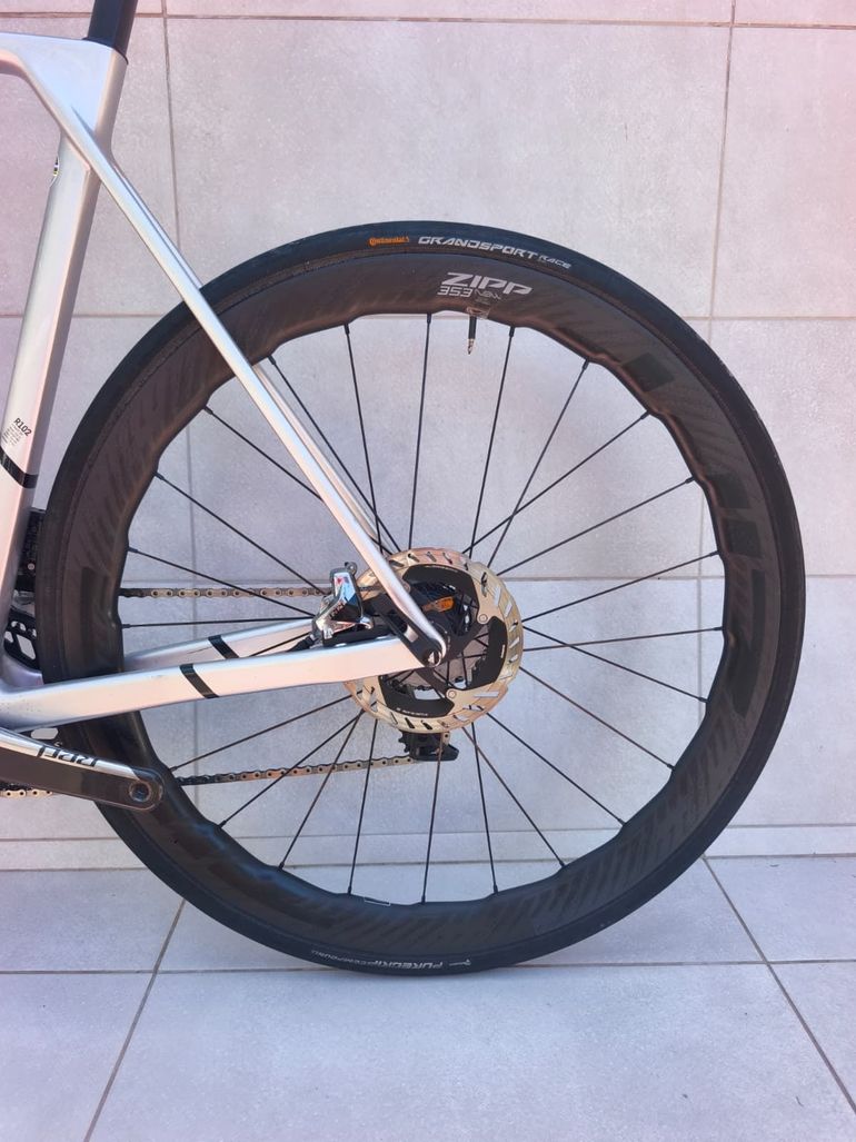 Brugt Canyon Ultimate CFR eTap 2023 2023 Road & Gravel — billede 3 af 5