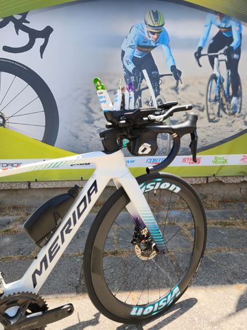 Used Merida REACTO 5000 2027 2027 Road & Gravel, White — image 3 of 6