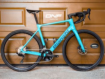 Gebrauchtes Bianchi Infinito Shimano 105 2025 2025 Road & Gravel