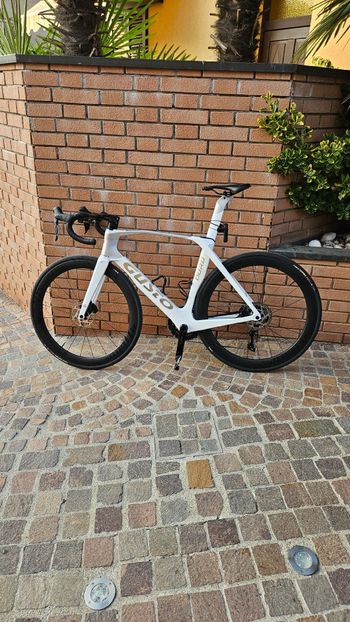 Brugt Gusto Custom Shimano 105 Di2 2025 Road & Gravel