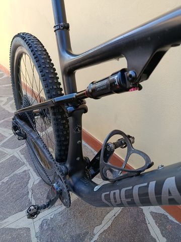 Specialized Epic Expert 2021 2021 Mountainbike usato, Nero — immagine 4 di 6