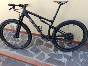 Specialized Epic Expert 2021 2021 Mountainbike usato, Nero — immagine 2 di 6