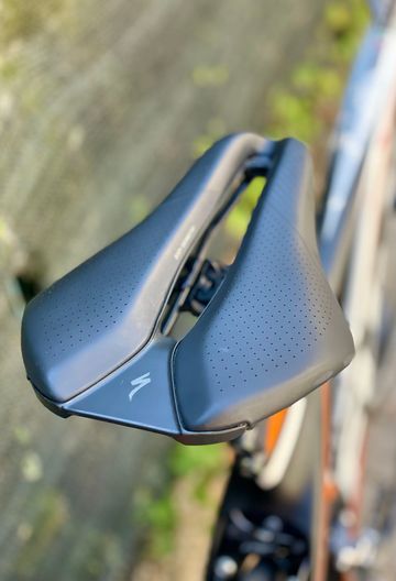 Used Fuji D-6 2.0 2012 2012 Road & Gravel, White — image 5 of 11