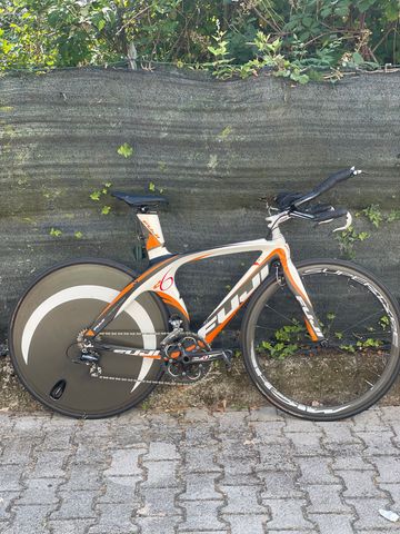 Fuji D-6 2.0 2012 2012 Road & Gravel usato